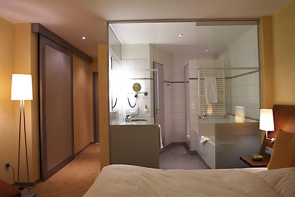 Wellings Romantik Hotel Zur Linde مورس المظهر الخارجي الصورة
