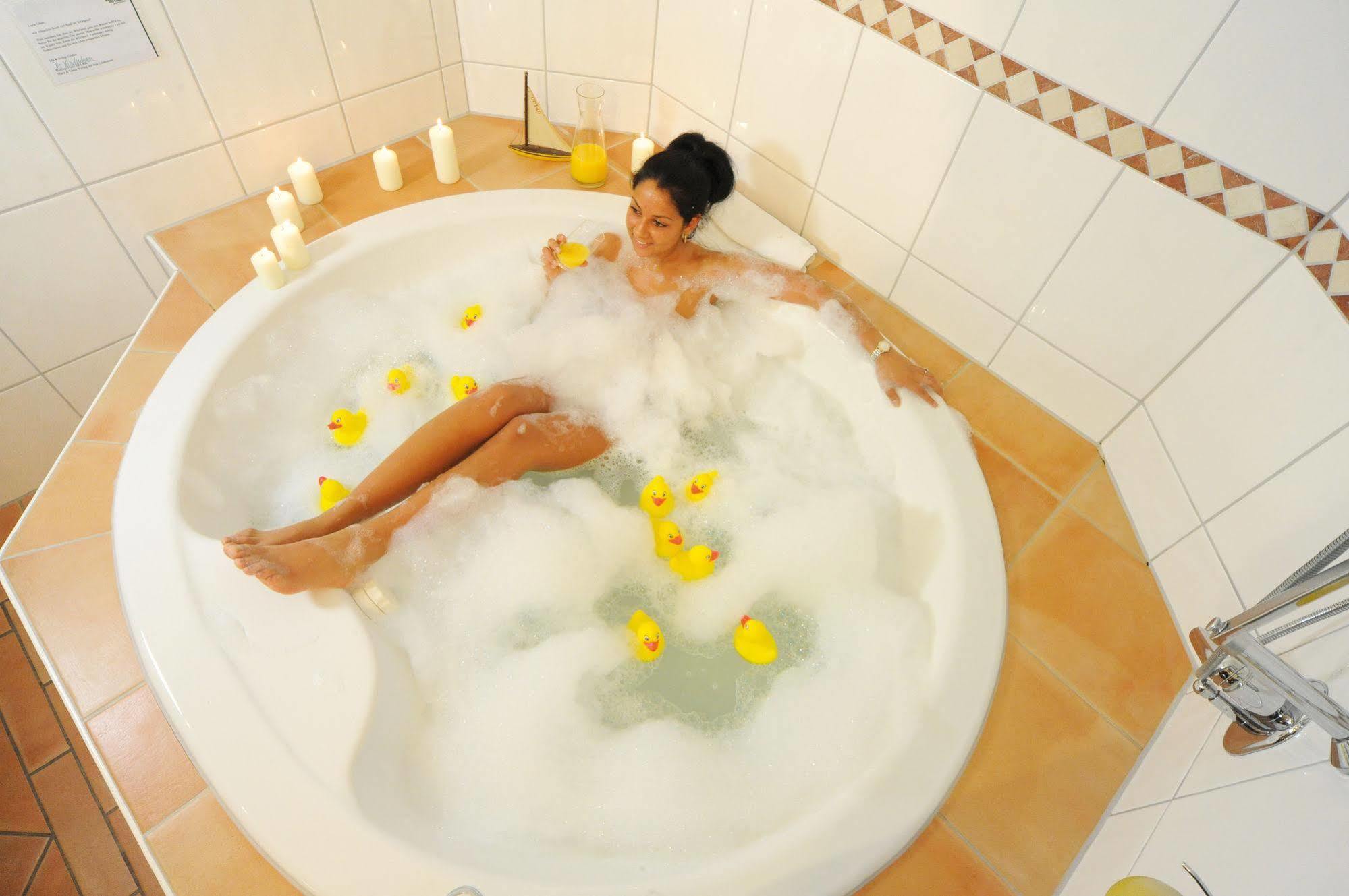 Wellings Romantik Hotel Zur Linde مورس المظهر الخارجي الصورة