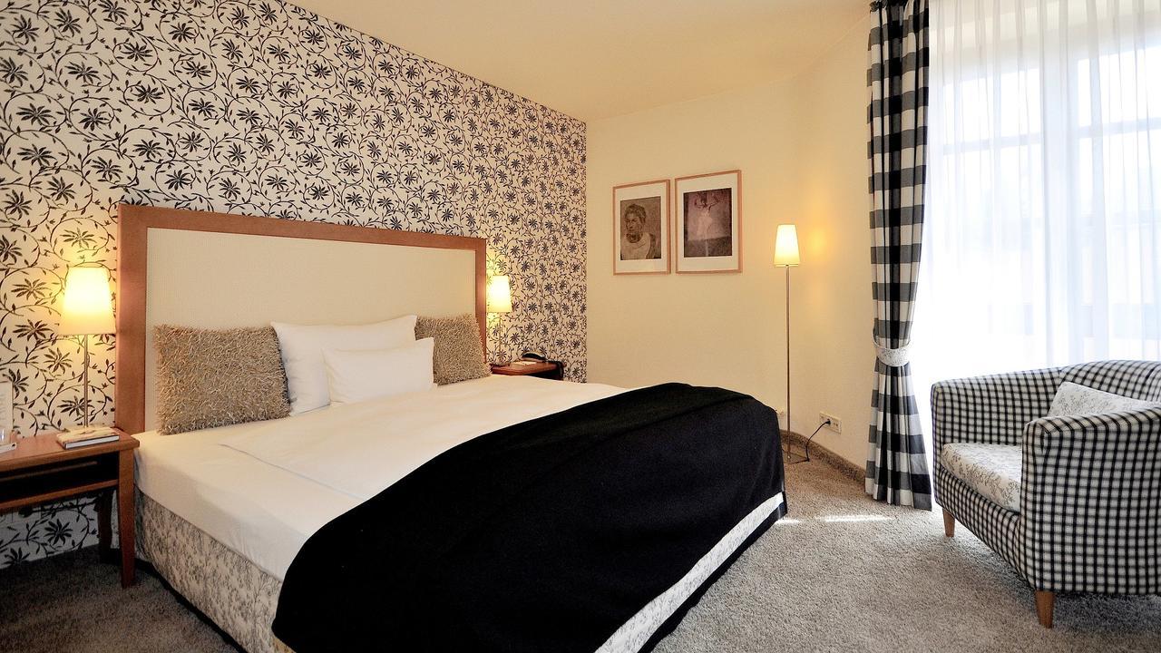 Wellings Romantik Hotel Zur Linde مورس المظهر الخارجي الصورة