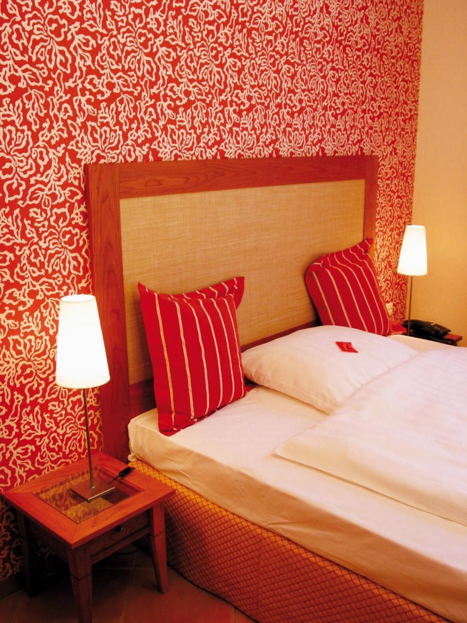 Wellings Romantik Hotel Zur Linde مورس المظهر الخارجي الصورة